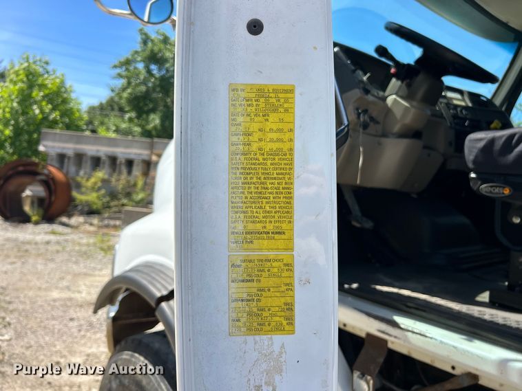 image for item FC2737 2005 Sterling Truck L9500 Series crane truck