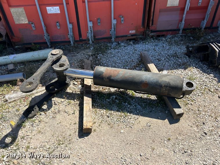 image for item FC2738 Knuckle crane parts