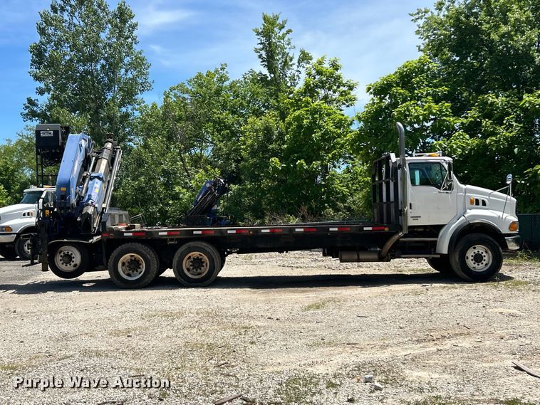 image for item FC2739 2005 Sterling Truck L9500 Series crane truck