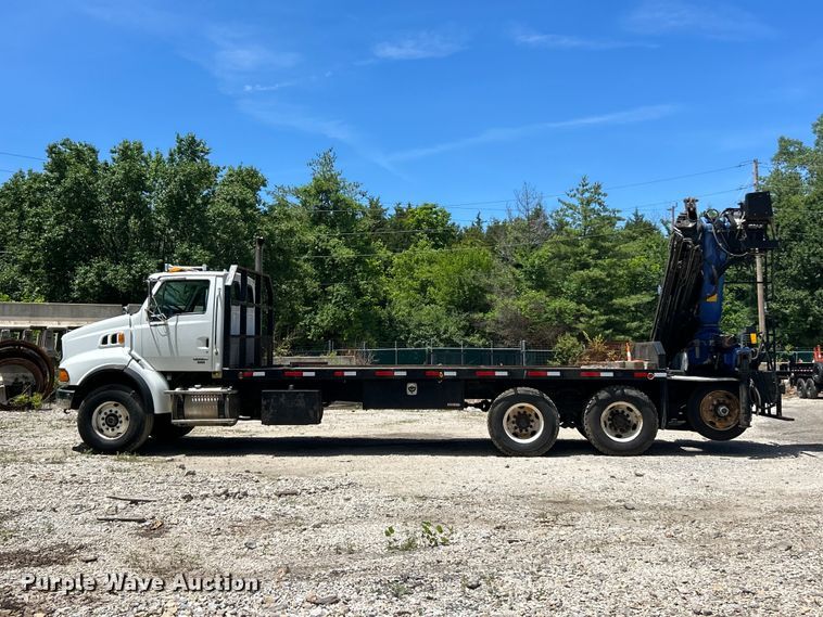 image for item FC2739 2005 Sterling Truck L9500 Series crane truck