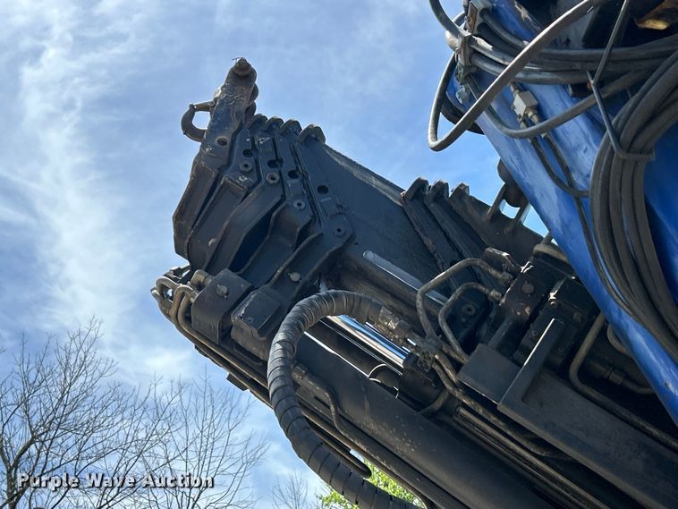 image for item FC2739 2005 Sterling Truck L9500 Series crane truck