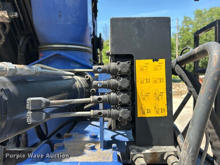 image for item FC2739 2005 Sterling Truck L9500 Series crane truck