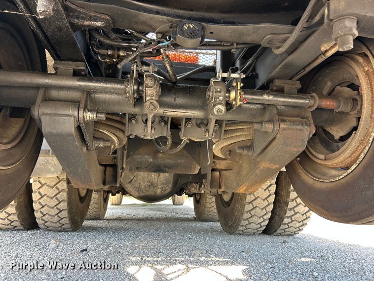 image for item FC2739 2005 Sterling Truck L9500 Series crane truck