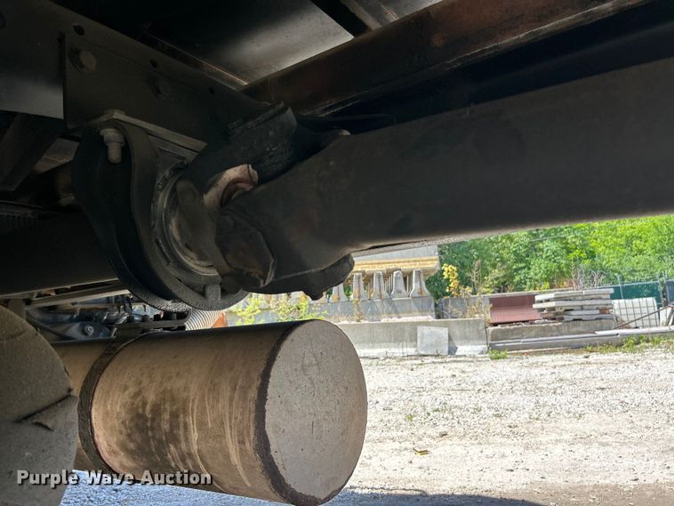 image for item FC2739 2005 Sterling Truck L9500 Series crane truck