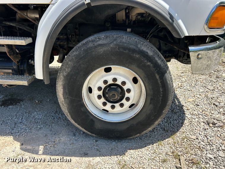 image for item FC2739 2005 Sterling Truck L9500 Series crane truck