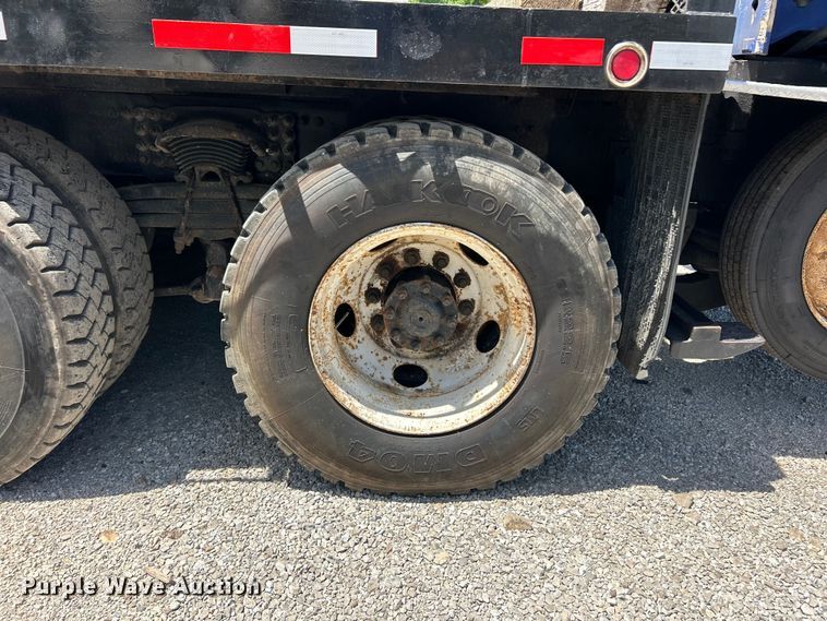 image for item FC2739 2005 Sterling Truck L9500 Series crane truck