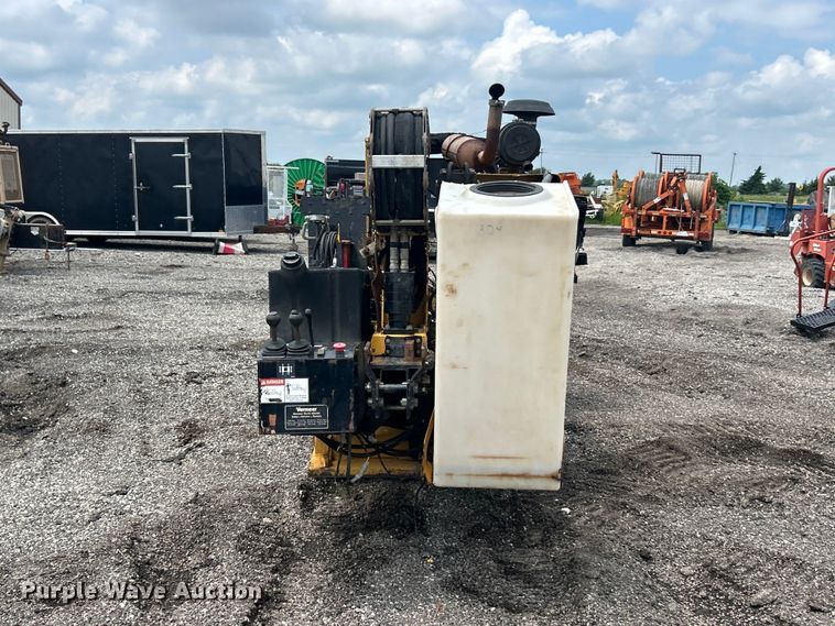 image for item FC2851 2005 Vermeer D18x22 Navigator HDD directional boring unit directional boring unit
