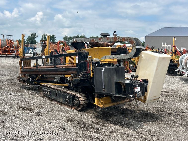 image for item FC2851 2005 Vermeer D18x22 Navigator HDD directional boring unit directional boring unit