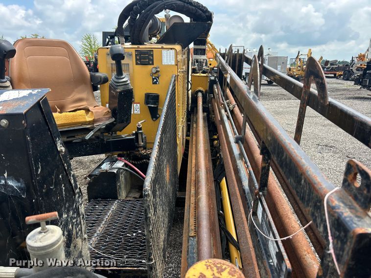 image for item FC2851 2005 Vermeer D18x22 Navigator HDD directional boring unit directional boring unit