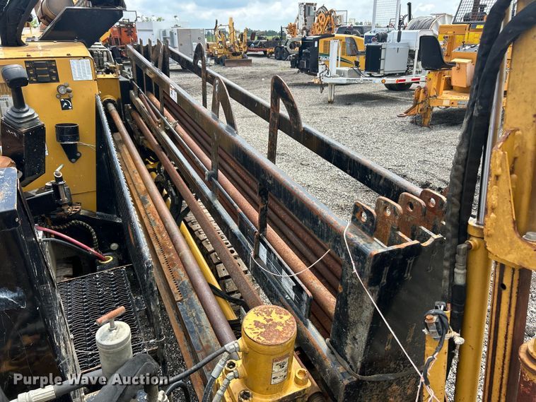 image for item FC2851 2005 Vermeer D18x22 Navigator HDD directional boring unit directional boring unit