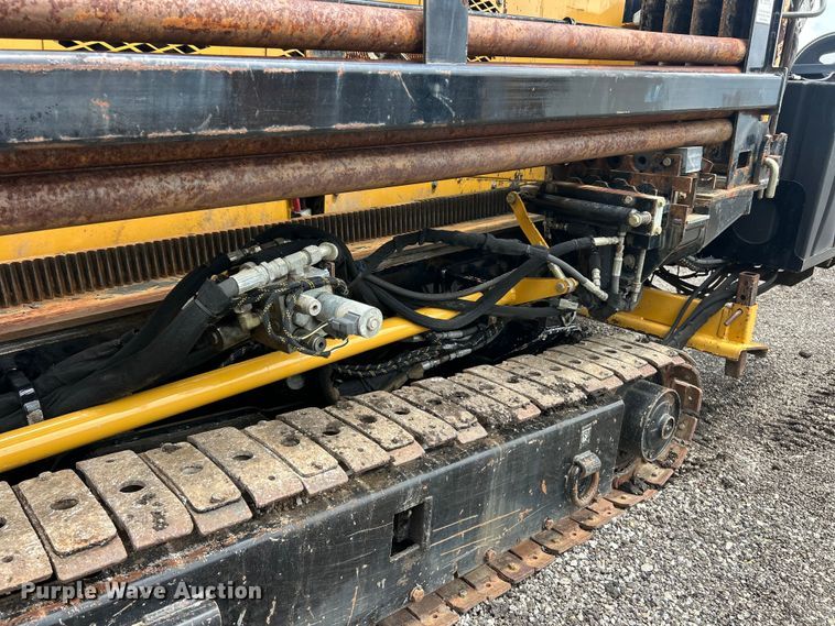 image for item FC2851 2005 Vermeer D18x22 Navigator HDD directional boring unit directional boring unit