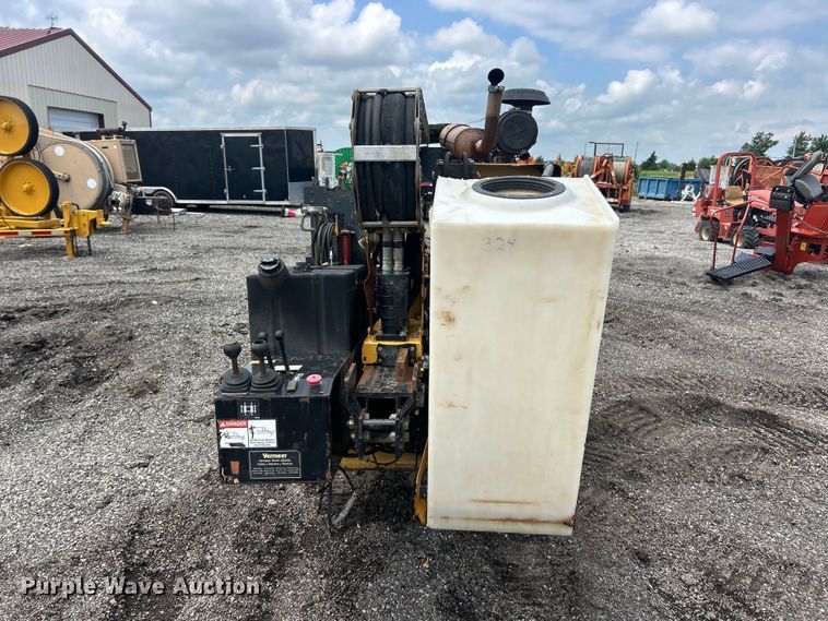 image for item FC2851 2005 Vermeer D18x22 Navigator HDD directional boring unit directional boring unit