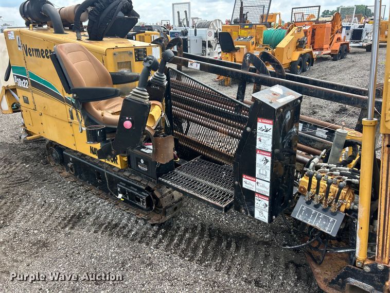 image for item FC2851 2005 Vermeer D18x22 Navigator HDD directional boring unit directional boring unit