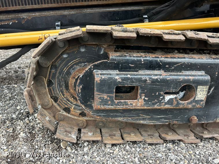 image for item FC2851 2005 Vermeer D18x22 Navigator HDD directional boring unit directional boring unit