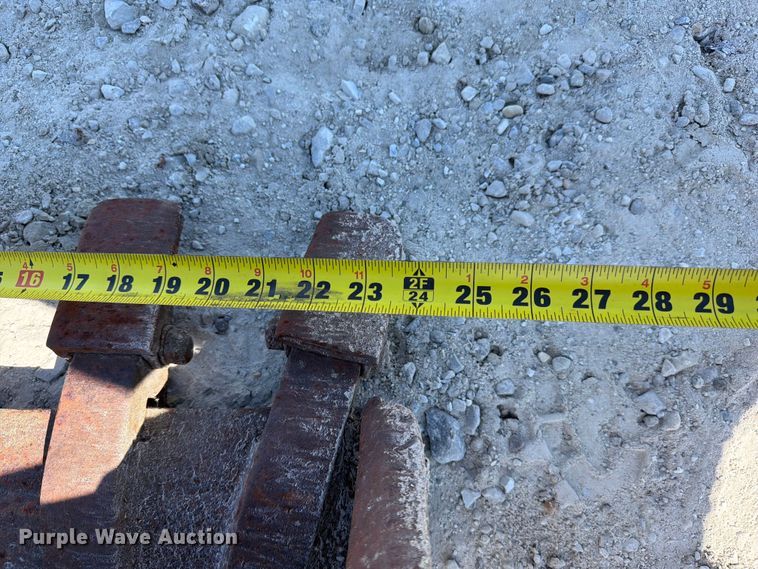 image for item FC3318 (4) excavator buckets