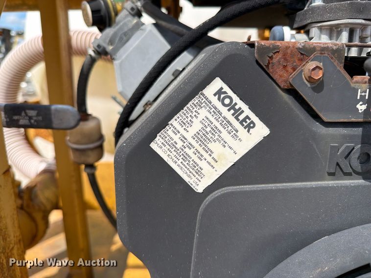 image for item FC3321 2000 Vermeer ST750A fluid supply and mixing system.