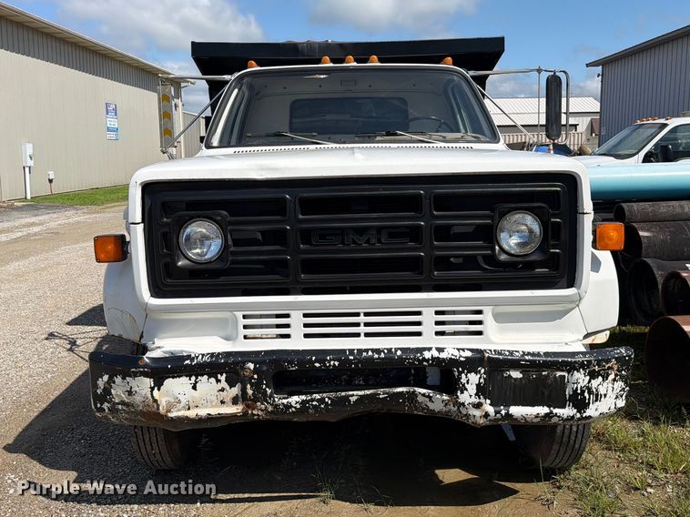 image for item FC3323 1987 GMC C6 dump truck