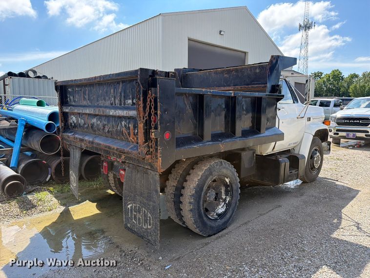 image for item FC3323 1987 GMC C6 dump truck