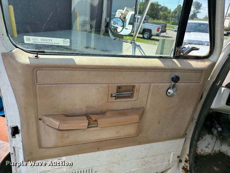 image for item FC3323 1987 GMC C6 dump truck