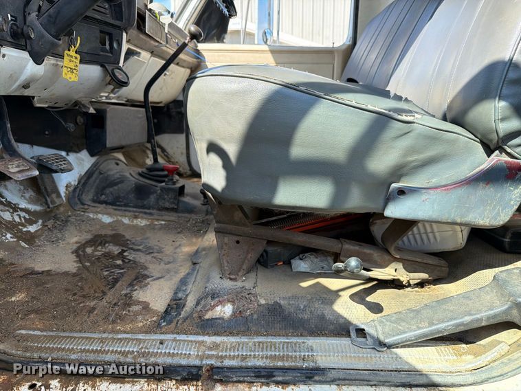 image for item FC3323 1987 GMC C6 dump truck