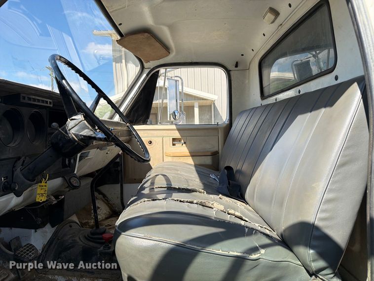 image for item FC3323 1987 GMC C6 dump truck