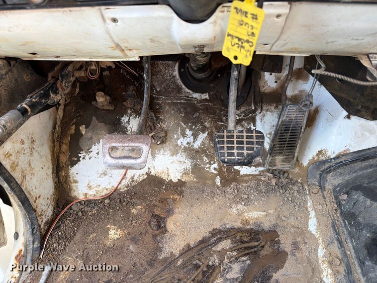 image for item FC3323 1987 GMC C6 dump truck