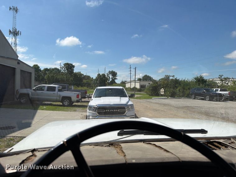 image for item FC3323 1987 GMC C6 dump truck