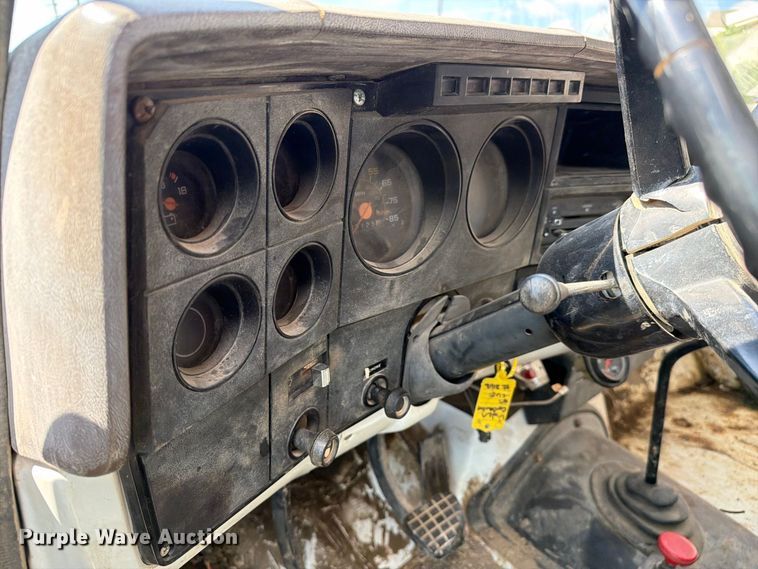 image for item FC3323 1987 GMC C6 dump truck