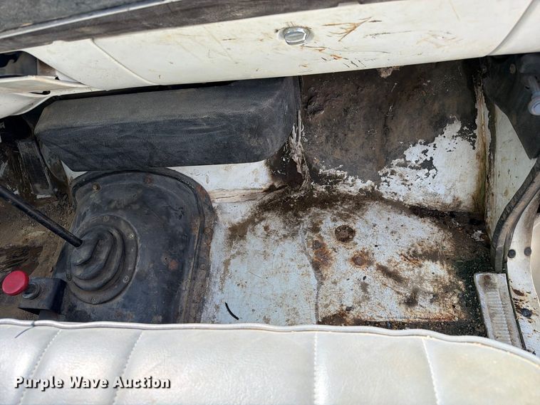 image for item FC3323 1987 GMC C6 dump truck