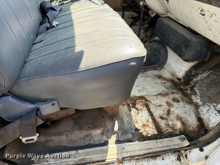 image for item FC3323 1987 GMC C6 dump truck