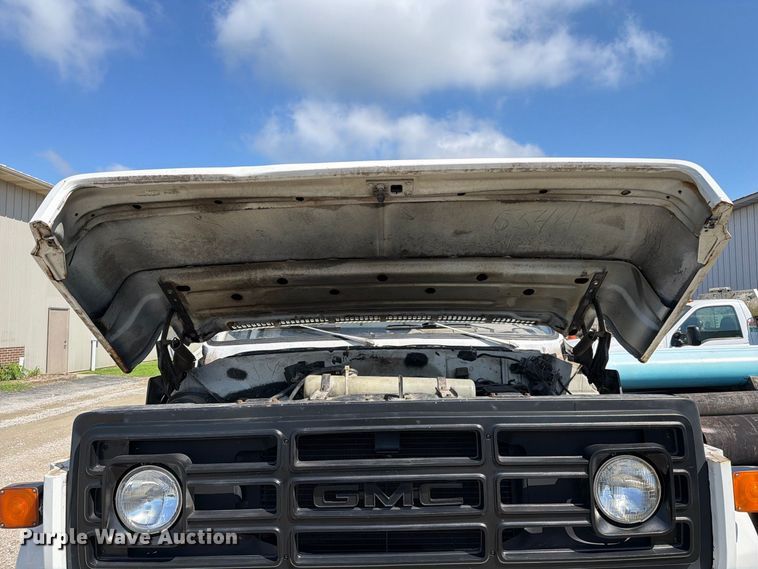 image for item FC3323 1987 GMC C6 dump truck
