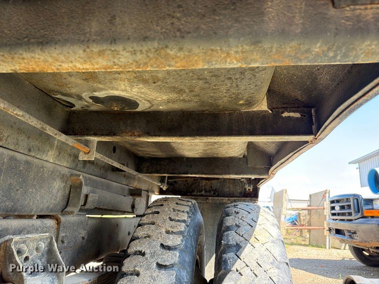 image for item FC3323 1987 GMC C6 dump truck