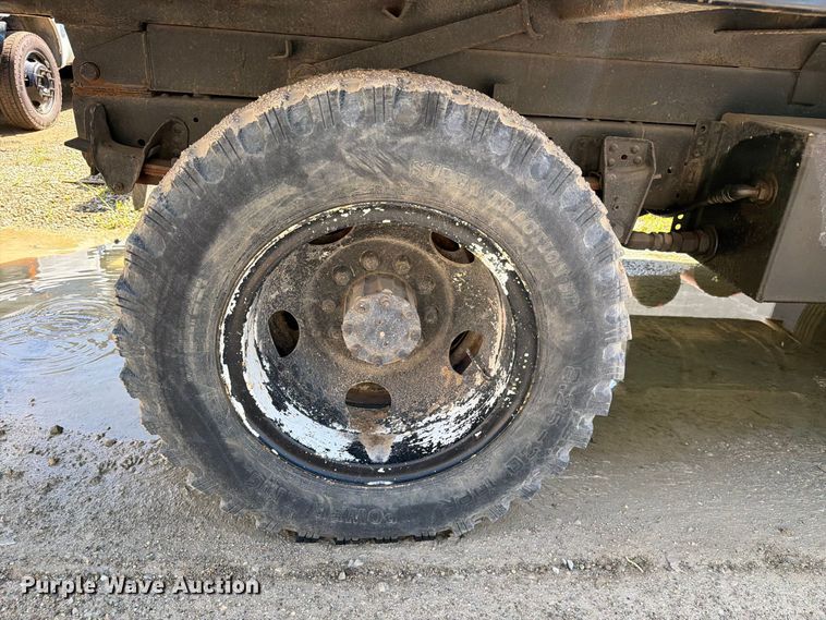 image for item FC3323 1987 GMC C6 dump truck