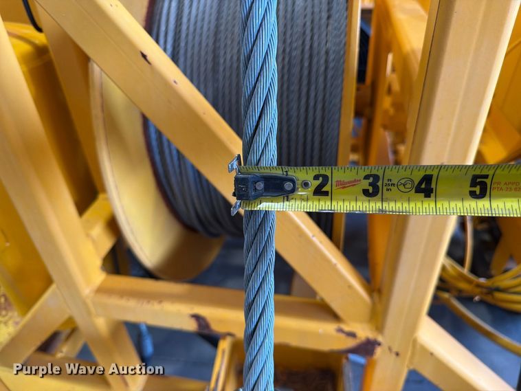 image for item FC3329 2000 International Inc UP70B cable puller