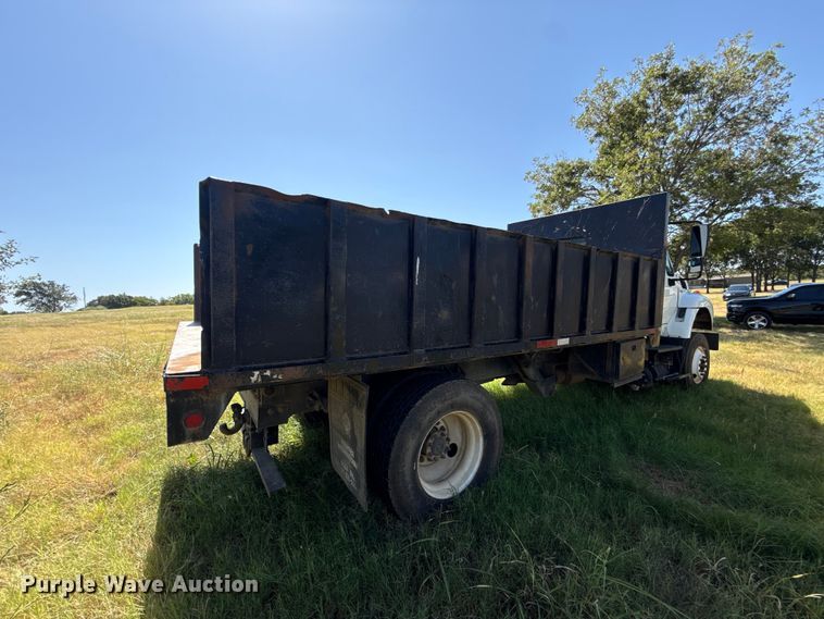 image for item FC4205 2011 International 7400 SBA 4X2 dump truck