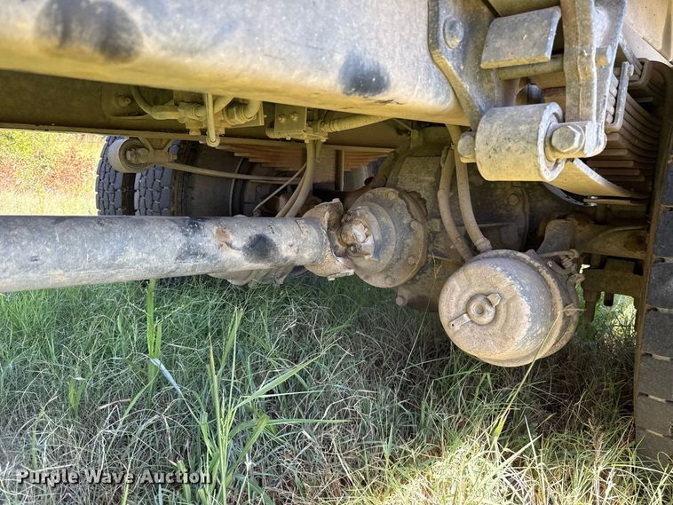 image for item FC4205 2011 International 7400 SBA 4X2 dump truck