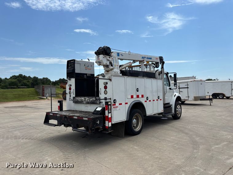 image for item FG0616 2011 Freightliner M2 Business Class utility / service truck