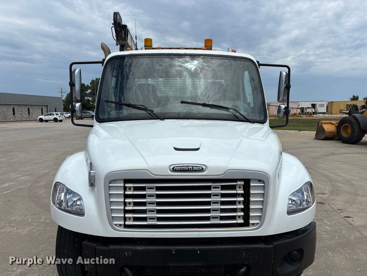 image for item FG0616 2011 Freightliner M2 Business Class utility / service truck