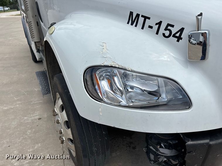 image for item FG0616 2011 Freightliner M2 Business Class utility / service truck
