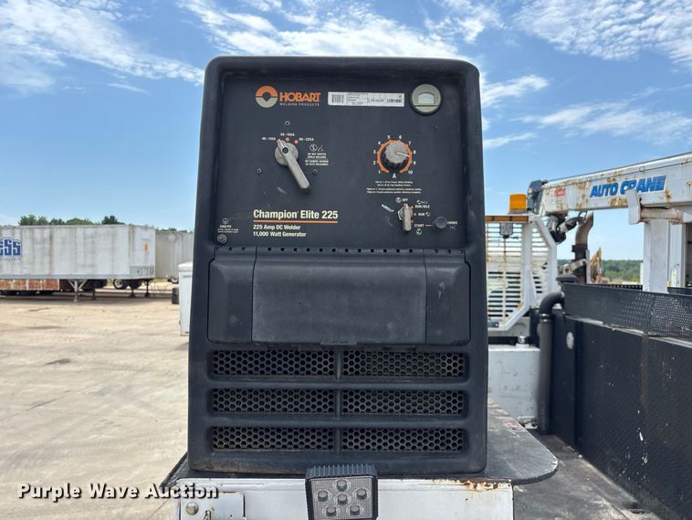 image for item FG0616 2011 Freightliner M2 Business Class utility / service truck