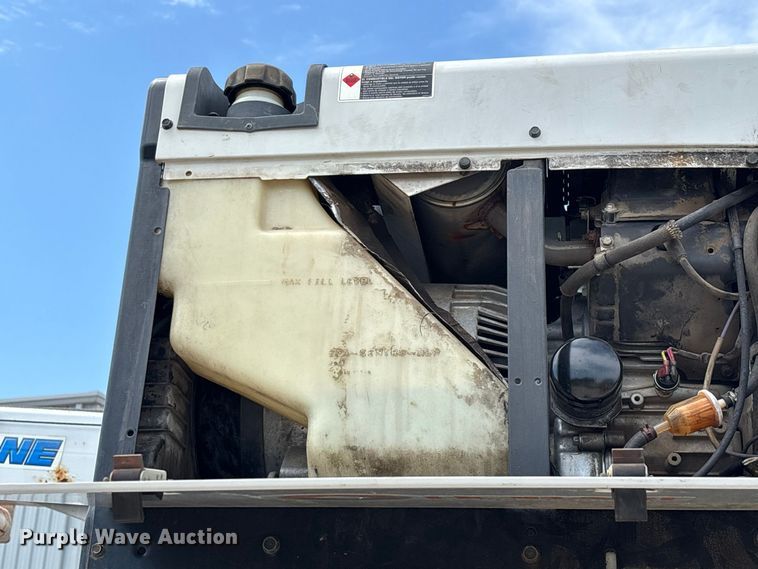 image for item FG0616 2011 Freightliner M2 Business Class utility / service truck