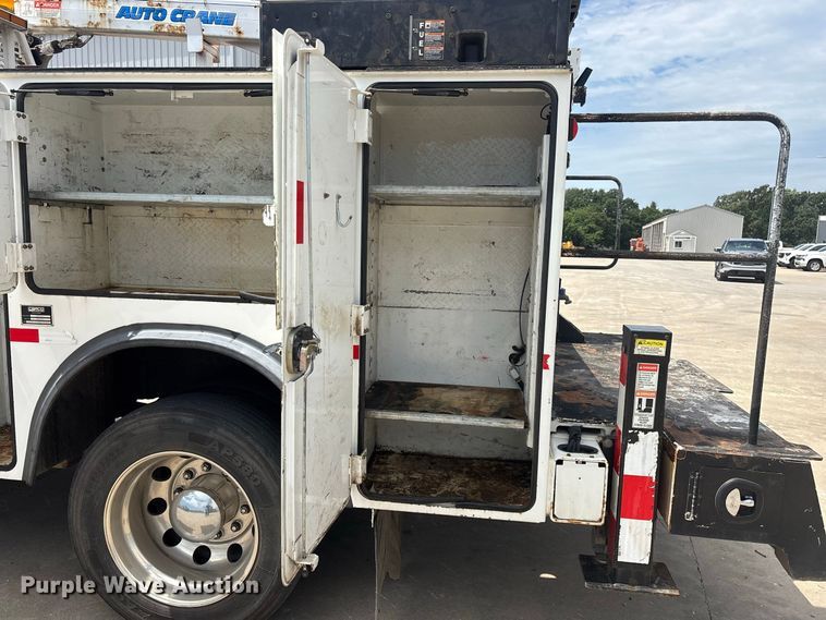 image for item FG0616 2011 Freightliner M2 Business Class utility / service truck