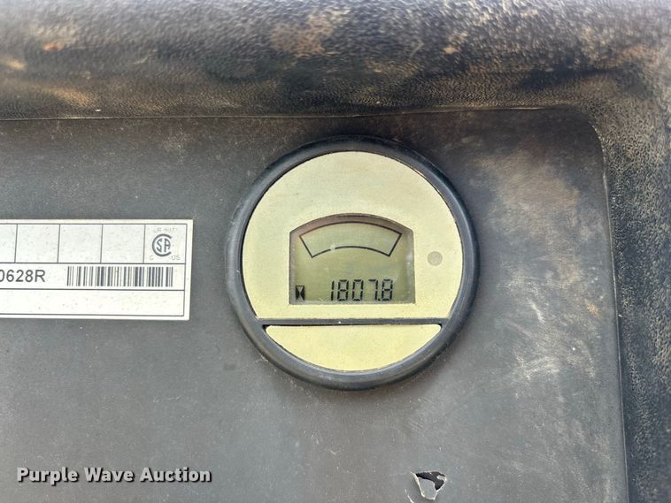 image for item FG0616 2011 Freightliner M2 Business Class utility / service truck