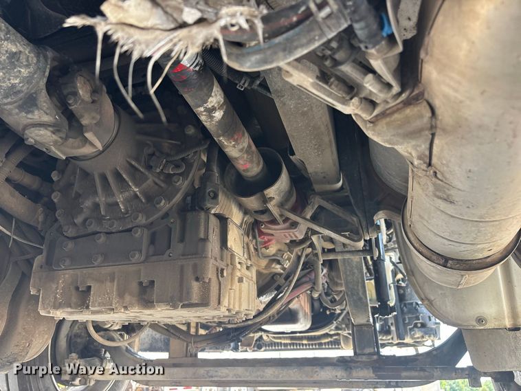 image for item FG0616 2011 Freightliner M2 Business Class utility / service truck