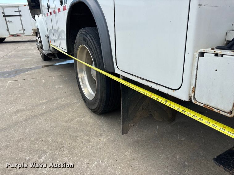 image for item FG0616 2011 Freightliner M2 Business Class utility / service truck