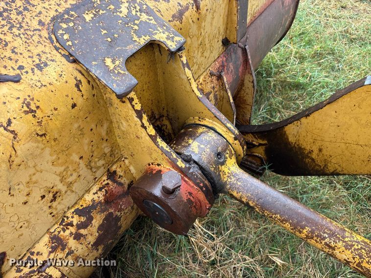 image for item FG0619 1981 Caterpillar 963LGP track loader