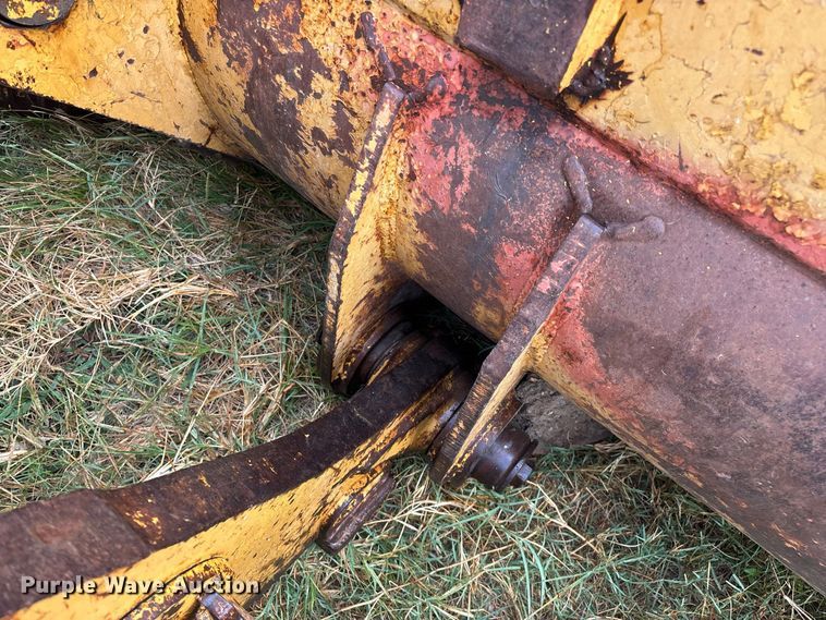 image for item FG0619 1981 Caterpillar 963LGP track loader