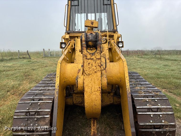 image for item FG0619 1981 Caterpillar 963LGP track loader