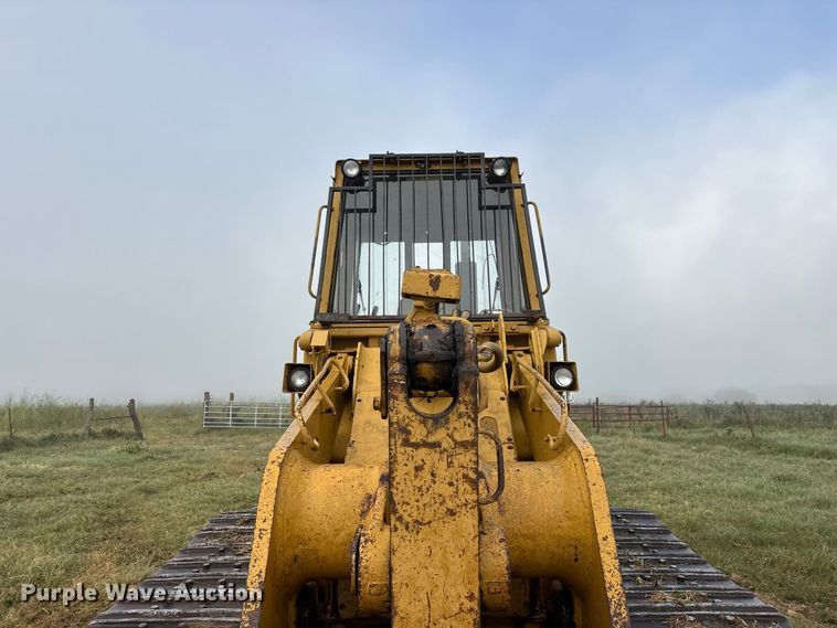 image for item FG0619 1981 Caterpillar 963LGP track loader