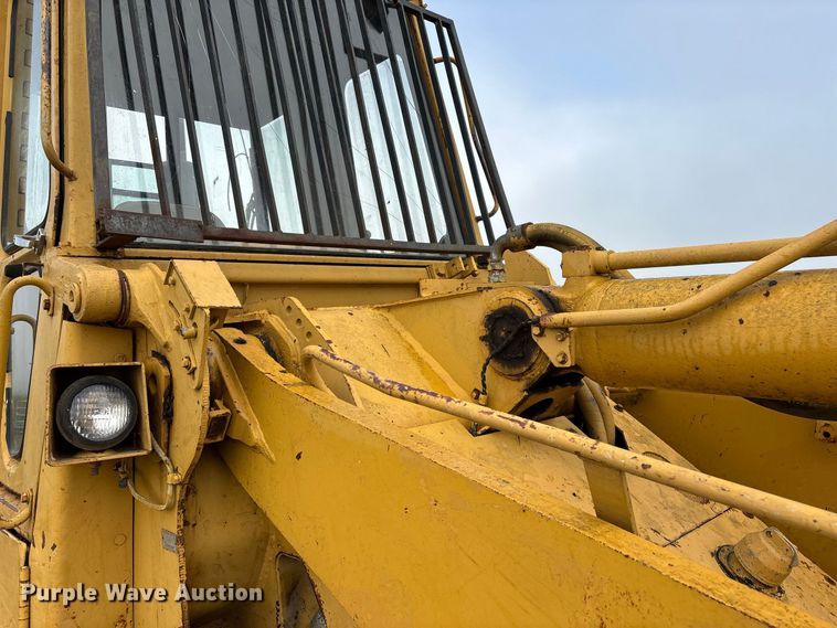 image for item FG0619 1981 Caterpillar 963LGP track loader
